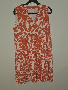 SHEIN Orange and White Sleeveless Tiered Leaf Dress
